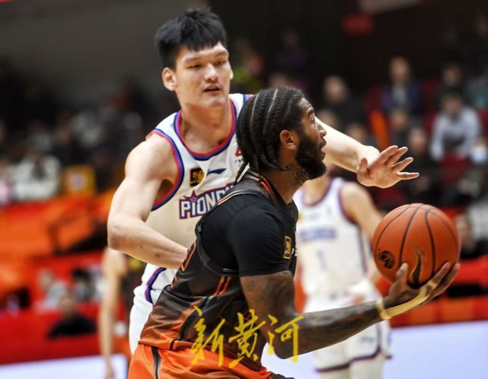 包含姚明夏训特辑，目标提高球队整体竞技水平的词条